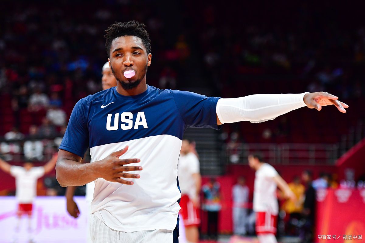 包含摩斯队球迷期待球队在接下来的比赛中发挥出色的词条