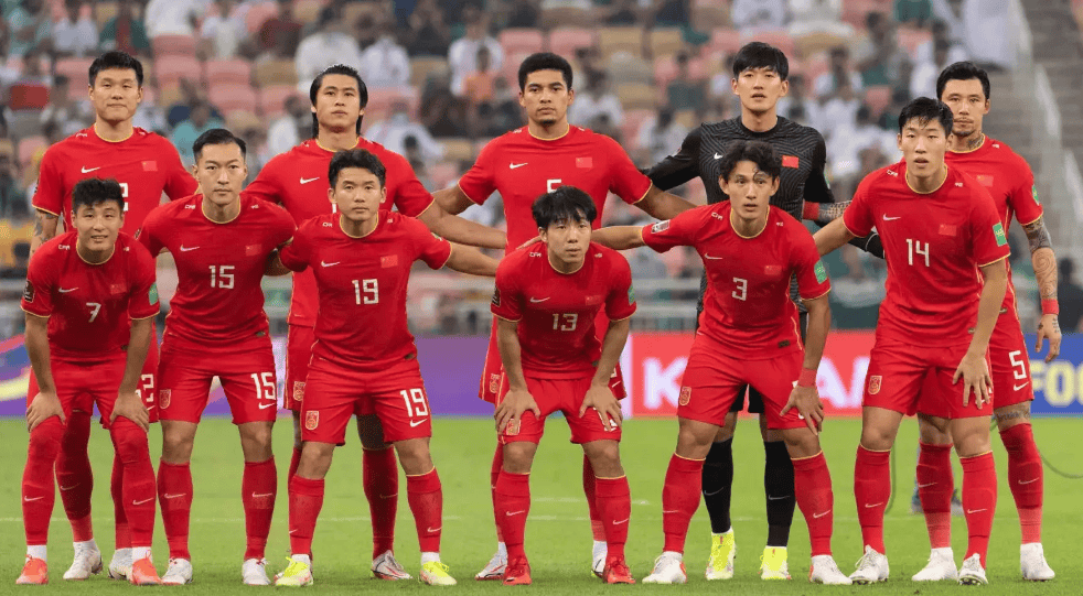 印度尼西亚球队喜迎胜利，成功突围小组赛的简单介绍